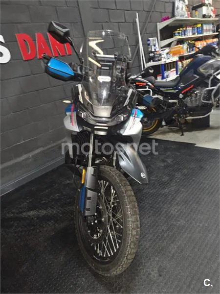CFMOTO 800 MT-X – Vista 7