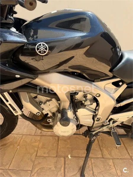Yamaha FZ6 Fazer – Vista 3