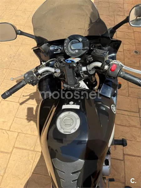 Yamaha FZ6 Fazer – Vista 7