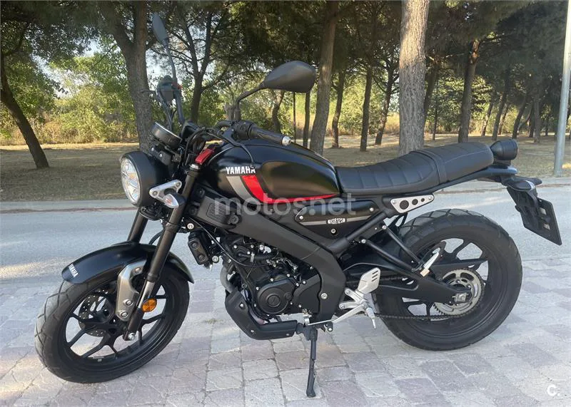 Yamaha XSR 125 – Vista 4