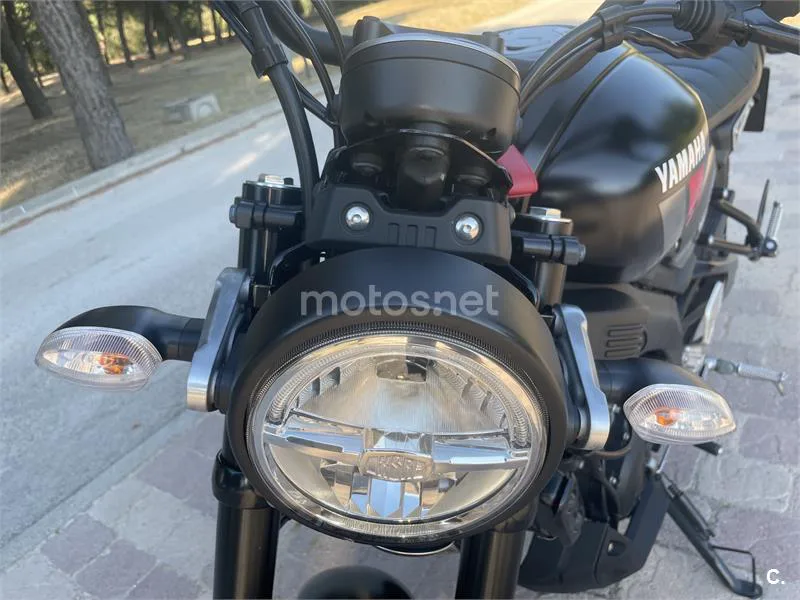 Yamaha XSR 125 – Vista 6