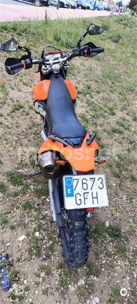 KTM 690 Enduro R – Vista 6