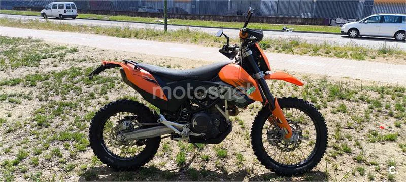 KTM 690 Enduro R – Vista 7
