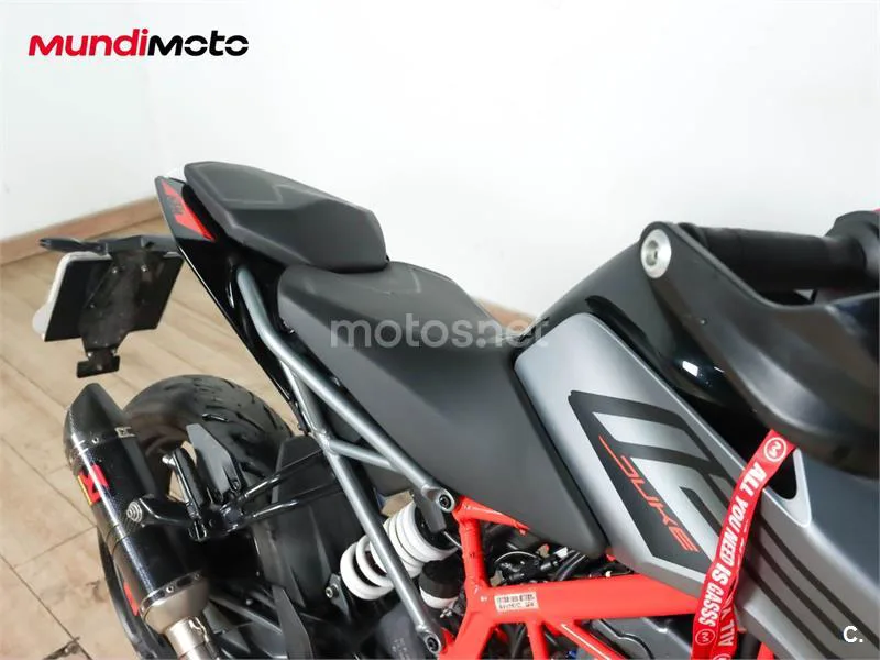 KTM 125 – Vista 24