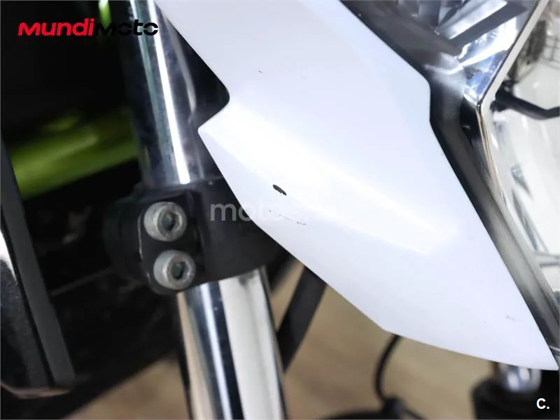 Kawasaki Z650 – Vista 14