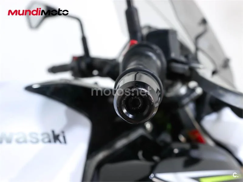 Kawasaki Z650 – Vista 15