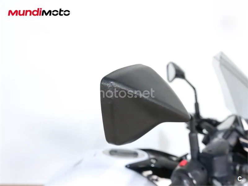 Kawasaki Z650 – Vista 17