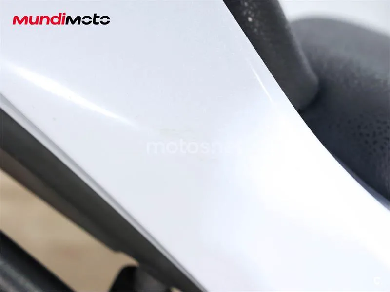 Kawasaki Z650 – Vista 18
