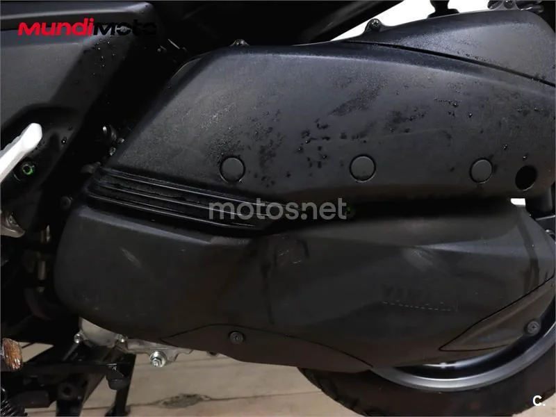 Yamaha XMAX 300 – Vista 19