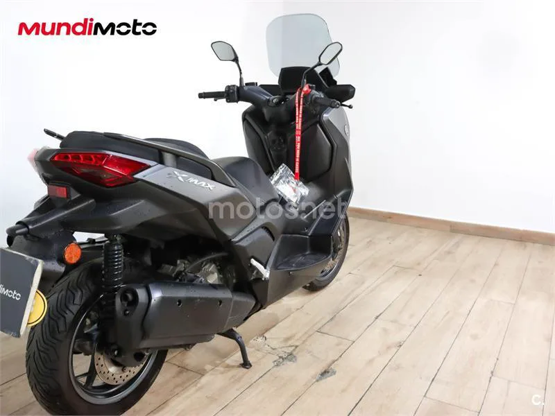 Yamaha XMAX 300 – Vista 3