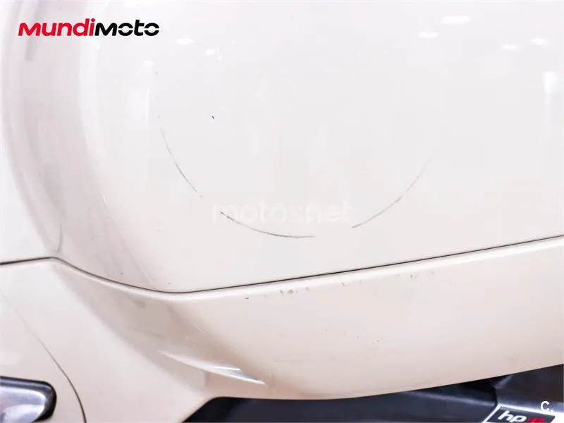 Vespa GTS 300 – Vista 15
