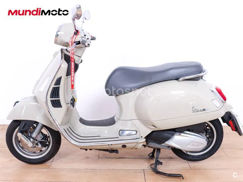 Vespa GTS 300 – Vista 6