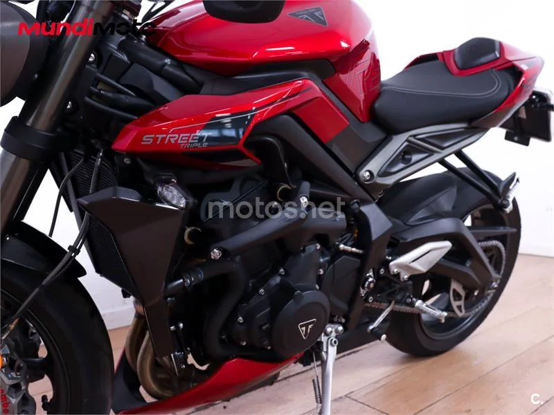 Triumph Street Triple – Vista 10