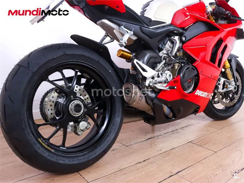 Ducati Panigale V4 – Vista 4
