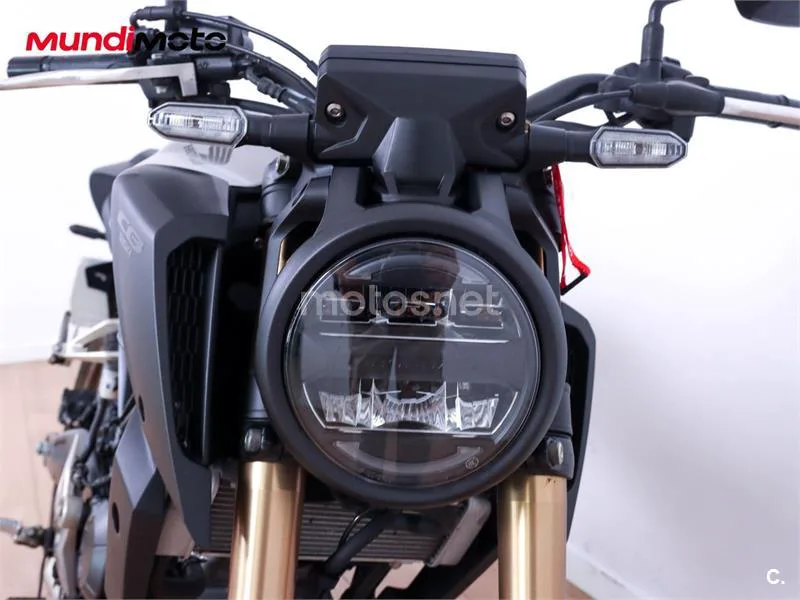 Honda CB 125 R – Vista 5
