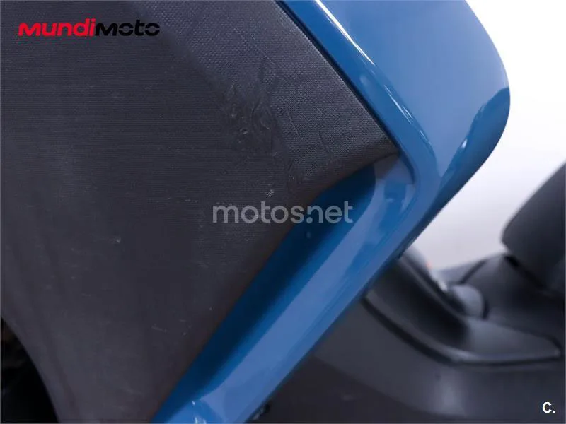 Yamaha Tricity – Vista 32