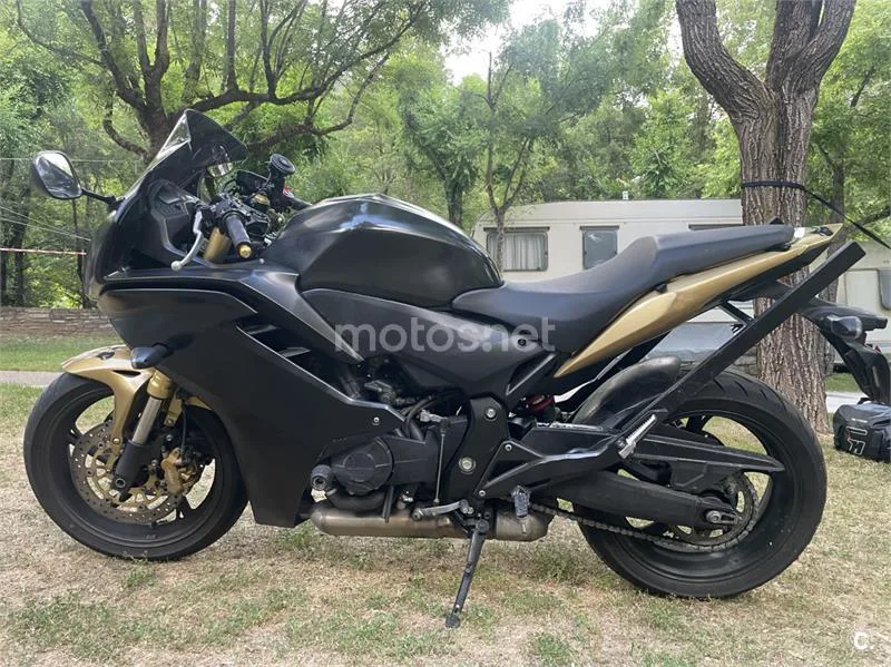 Honda CBR 600 F – Vista 3