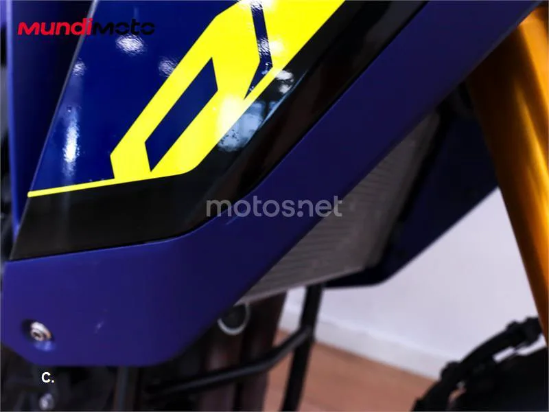 Suzuki V-Strom 800 – Vista 16