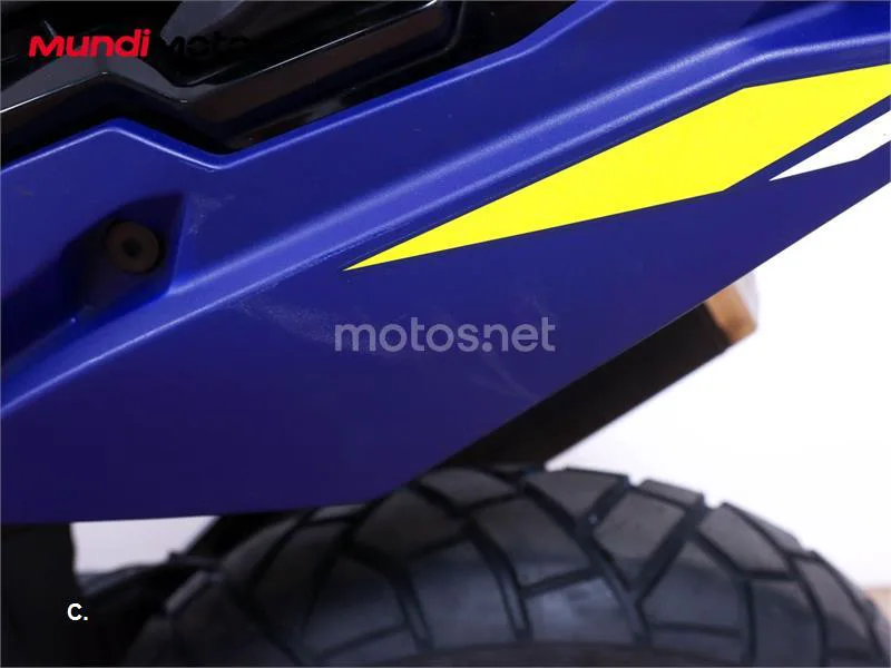 Suzuki V-Strom 800 – Vista 20