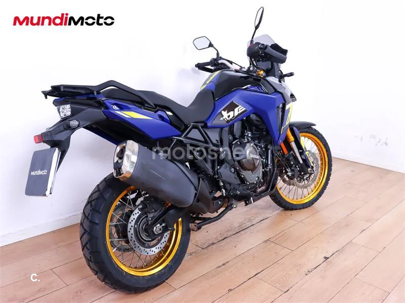 Suzuki V-Strom 800 – Vista 3