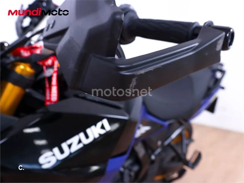 Suzuki V-Strom 800 – Vista 23