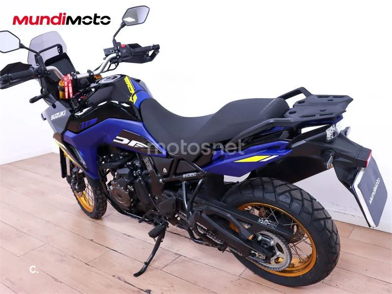 Suzuki V-Strom 800 – Vista 8