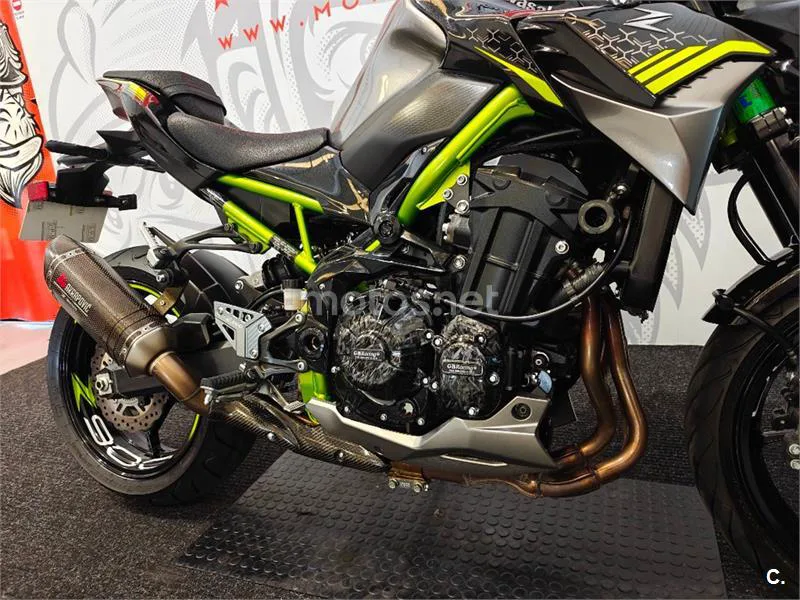 Kawasaki Z900 – Vista 16