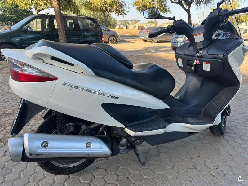 Suzuki Burgman 200 – Vista 4