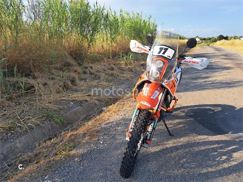 KTM 690 Enduro R – Vista 2
