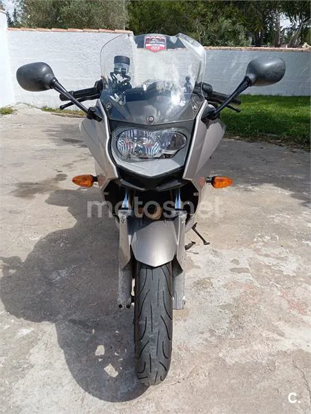 BMW F 800 ST - Vista 4