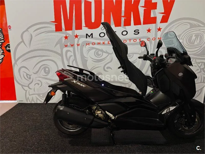 Yamaha XMAX 300 – Vista 15