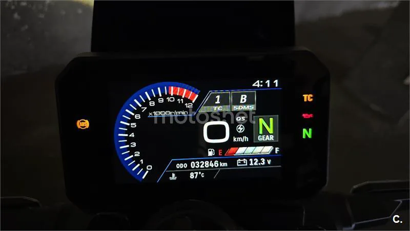 Suzuki GSX-8S – Vista 4