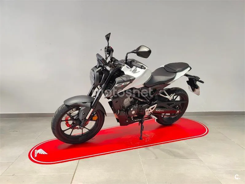 Honda CB 125 R – Vista 3