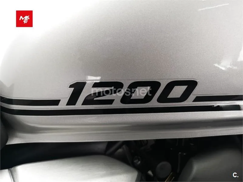 Triumph Speed Twin 1200 – Vista 12