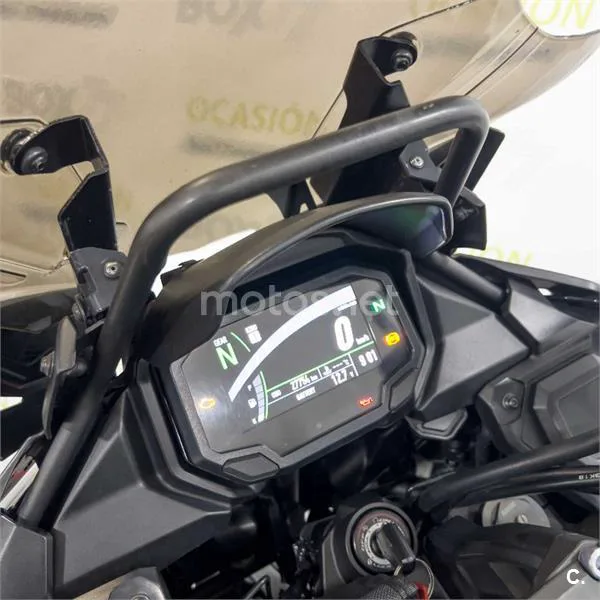 Kawasaki Versys – Vista 14