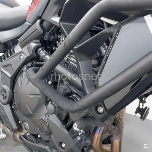 Kawasaki Versys – Vista 22