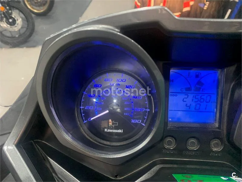 Kawasaki J300 – Vista 10