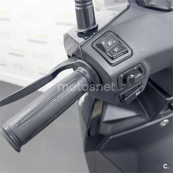 Peugeot Tweet 125 – Vista 12