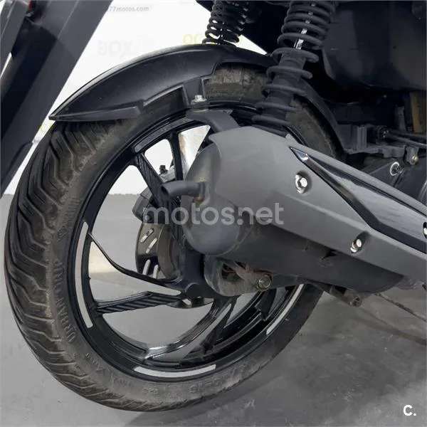 Peugeot Tweet 125 – Vista 20