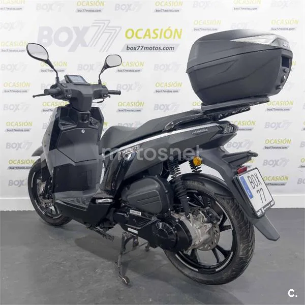 Peugeot Tweet 125 – Vista 5