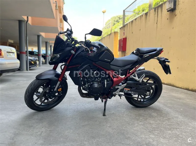 Honda CB 750 Hornet – Vista 2