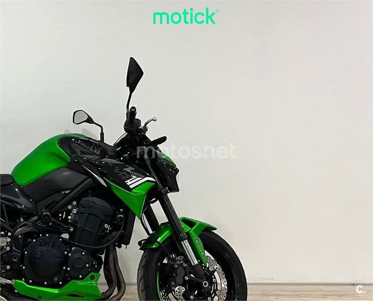 Kawasaki Z900 – Vista 3