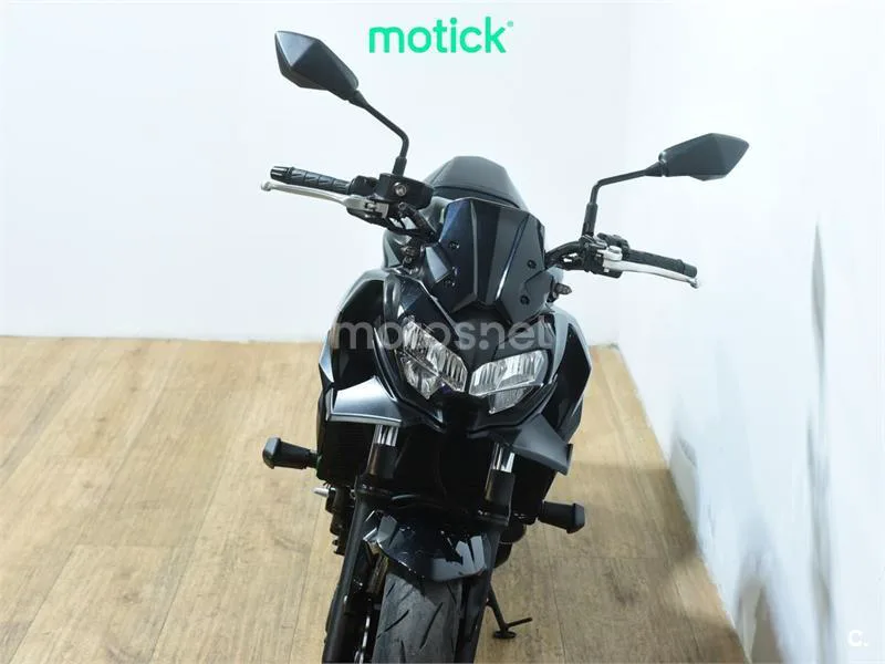 Kawasaki Z650 – Vista 11