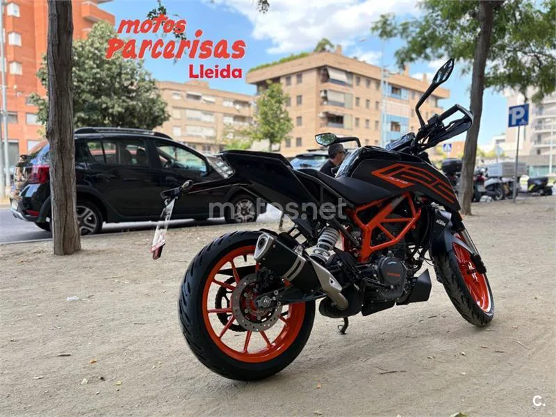 KTM 125 – Vista 11