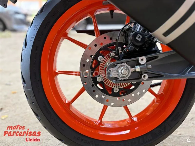 KTM 125 – Vista 12