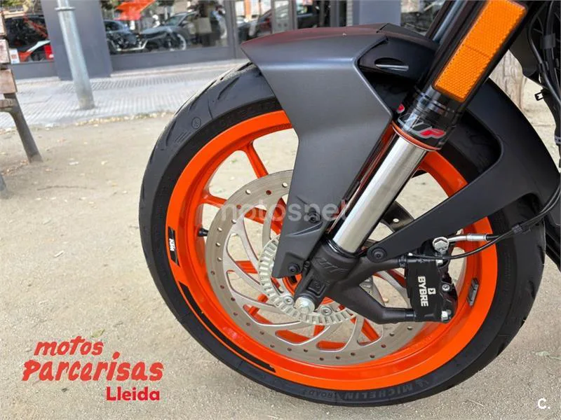KTM 125 – Vista 4