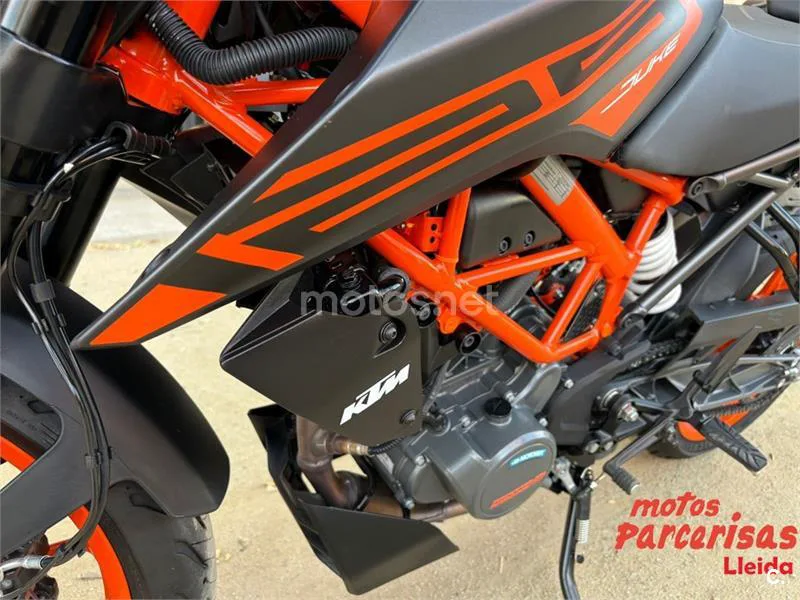KTM 125 – Vista 6