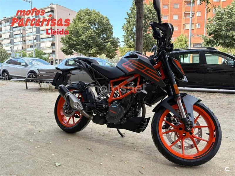 KTM 125 – Vista 10