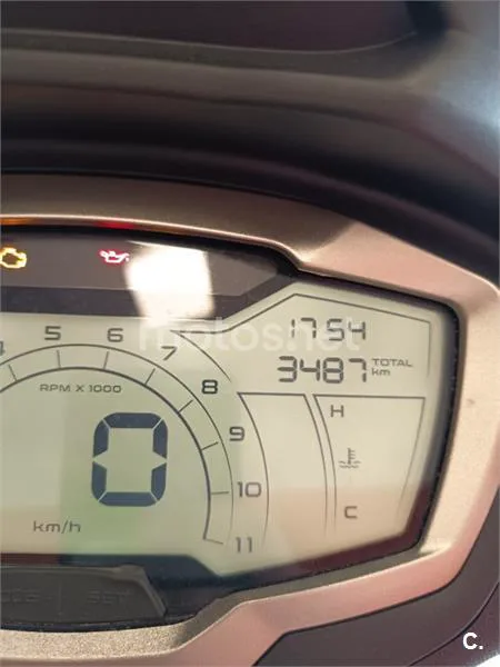 Piaggio Beverly – Vista 14