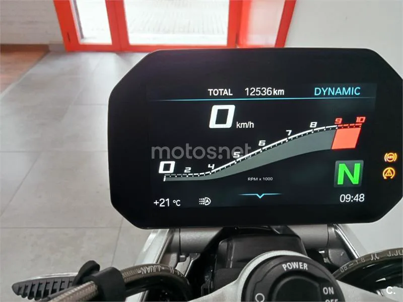BMW R 1250 R – Vista 12